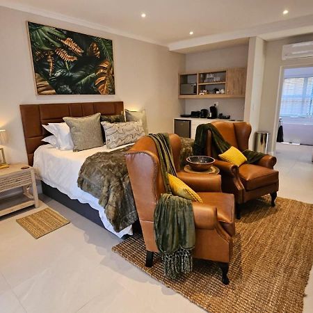 Hotel Vredenburg Manor House Somerset West Exterior foto